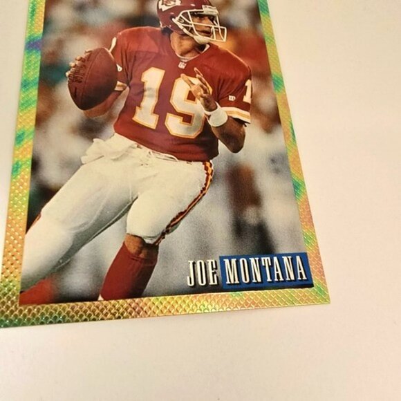 Vintage Joe Montana Trading Card Kansas City Chiefs Football Topps 1993 NFL QB - Picture 3 of 12